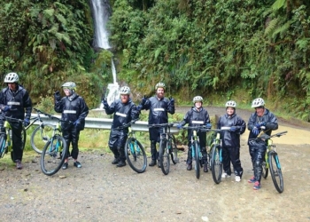 Death Road Biking (simple)